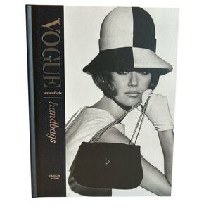 Vogue Essentials Handbags Book